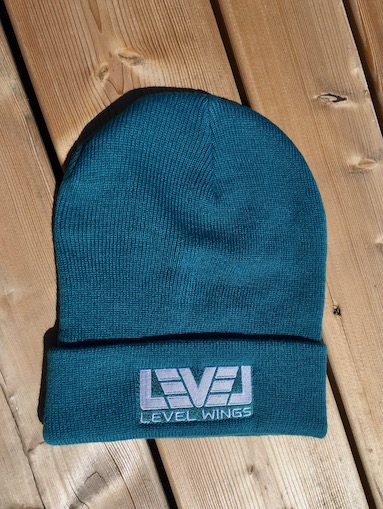Шапка Level Wings